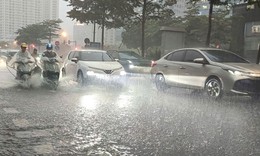 Cảnh b&#225;o chiều nay mưa d&#244;ng ở H&#224; Nội 