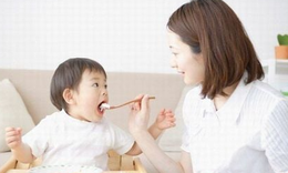 Chế độ ăn cho trẻ bị ti&#234;u chảy, nhiễm khuẩn: Cha mẹ cần biết