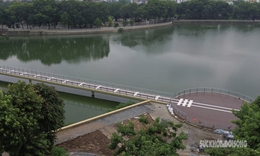 H&#224; Nội c&#243; th&#234;m cầu đi bộ h&#236;nh c&#226;y đ&#224;n giữa hồ