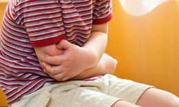 Ti&#234;u chảy ở trẻ nhỏ: Biến chứng kh&#244;n lường v&#224; c&#225;ch xử tr&#237; đ&#250;ng