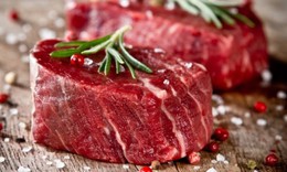 Những thực phẩm ảnh hưởng đến m&#249;i cơ thể