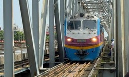 Khẩn trương lập báo cáo nghiên cứu khả thi dự án đường sắt Lào Cai-Hà Nội-Hải Phòng