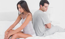 Nam giới bị hẹp bao quy đầu c&#243; quan hệ được kh&#244;ng?