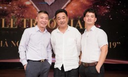 NSND Xuân Bắc chia sẻ ảnh kỷ niệm bên Quốc Khánh, Công Lý