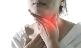 Ngoài trào ngược dạ dày - thực quản, đâu là nguyên nhân gây viêm họng mạn tính?
