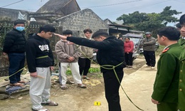 Thấy bạn mượn dao, thanh niên đòi đi cùng rồi gây án