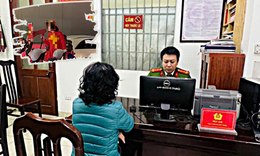 Hà Nội: Công an làm việc với người phụ nữ hô hào 'Công an ngủ rồi, đua xe nhé'