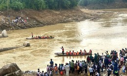 'Tết ấm vùng cao' - khi yêu thương vượt núi, băng rừng về với miền Tây xứ Nghệ