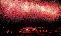 Không cần đợi giao thừa, 'vua pháo hoa' Sun Group khiến Mỹ Đình rực sáng như lễ hội pháo hoa thế giới