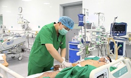 Người đàn ông khó thở, tím tái sau 2 ngày ăn cỗ