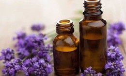 Bí quyết dưỡng da rạng rỡ với 4 loại tinh dầu thiên nhiên mát lành
