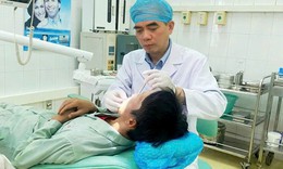 Bị gấu tấn công khi đi rừng, người đàn ông nguy kịch với khuôn mặt biến dạng