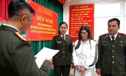 Nữ quái bị truy nã quốc tế 'sa lưới' khi vừa nhập cảnh về nước