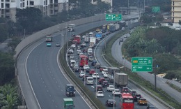 Giao thông cửa ngõ Thủ đô 'dễ thở' trong ngày cuối của kỳ nghỉ Tết Dương lịch 2026