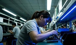 Làm ca đêm kéo dài, nội tiết phụ nữ thay đổi ra sao?