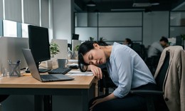 Ngủ trưa dậy đau đầu, vì sao?