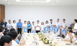 Lắng nghe tâm tư, nguyện vọng của y bác sĩ Bệnh viện Việt Đức cơ sở Ninh Bình