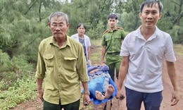 Nhặt cá nóc chết bên bờ biển nướng ăn, người đàn ông nhập viện
