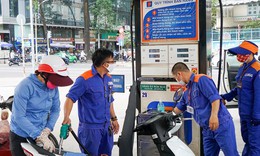 Đề xuất doanh nghiệp xăng dầu phải công bố giá mới ít nhất trước 30 phút