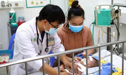 TPHCM: Ca mắc cúm tăng, bác sĩ cảnh báo nguy cơ ở trẻ nhỏ