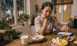 Người tiền đái tháo đường có nên ăn vặt buổi tối khi bụng đói?