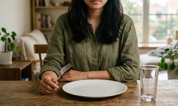 ‘Nhịn ăn khô’ có giúp giảm cân không?