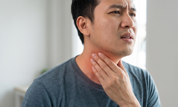 Khàn tiếng tưởng viêm họng, nam giáo viên sững sờ phát hiện ung thư tuyến giáp