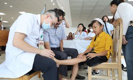 Gần 100 trẻ khuyết tật được phẫu thuật miễn phí tại Phú Thọ