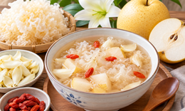 4 món ăn giúp sinh tân, dịu họng trong mùa thu