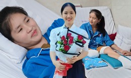 Mất một chân để cứu học trò, cô giáo vẫn đau đáu ngày trở lại bục giảng