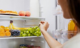 Sai lầm bảo quản trái cây trong tủ lạnh dễ làm mất chất, nhanh hỏng