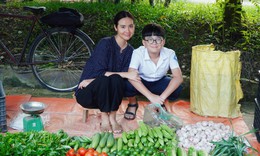 Huyền Lizzie hạnh phúc khi 'rũ bỏ' hình ảnh nữ tổng tài để trở thành cô bán rau