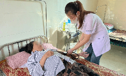 Ngày điều dưỡng Việt Nam 26/10: ‘Thầm lặng cống hiến, tận tụy vì người bệnh’