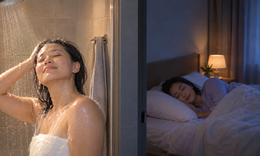 Tắm trong bóng tối trước khi ngủ có giúp ngủ ngon hơn?