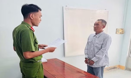 Mâu thuẫn trên bàn nhậu, người đàn ông dùng dao chém bạn đứt lìa ngón tay