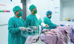 Mổ cấp cứu thành công 2 ca viêm ruột thừa chuyển từ đảo Thanh Lân
