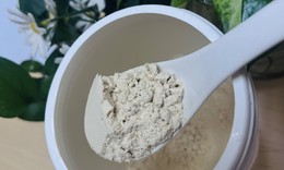 Uống bột protein có tốt cho cơ bắp của người sau tuổi 70?