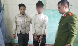 Bắt giữ đối tượng cho công nhân tạm ứng lương bằng ma túy