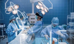 Phát triển y tế toàn diện, bảo đảm mọi người dân được chăm sóc sức khỏe