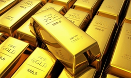 Giá vàng thế giới khép tuần ở trên mốc 5.000 USD/ounce