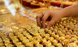 Chốt giá vàng hôm nay ngày 17/2 tiếp đà giảm cực mạnh