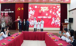 Lãnh đạo tỉnh Quảng Ninh thăm, chúc Tết cán bộ y bác sĩ Bệnh viện Sản nhi 