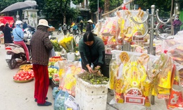 Thị trường đồ lễ ông Công, ông Táo năm nay có gì mới?