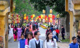 Miền Bắc tăng nhiệt mạnh, trời nắng ngày mùng 5 Tết