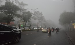 Miền Bắc mưa phùn, nồm ẩm trước khi chuyển nắng oi bức