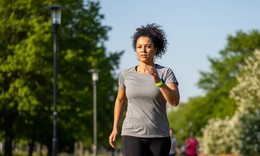 Đi bộ, cardio nhẹ hay HIIT: Lựa chọn nào an toàn để giảm cân sau nghỉ Tết?