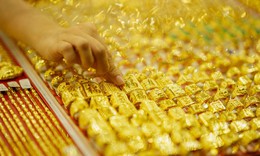 Chốt giá vàng hôm nay ngày 26/2 giảm rất mạnh trong vía Thần Tài