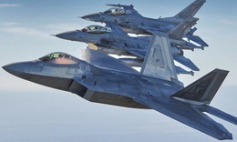 Lần đầu tiên trong lịch sử Mỹ điều loạt tiêm kích 'chim săn mồi' thế hệ 5 F-22 Raptor đến Israel