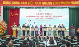 Phó Chủ tịch Quốc hội Nguyễn Thị Thanh chúc mừng ngày truyền thống ngành Y tại Bệnh viện Nhi Trung ương, BVĐK Đức Giang