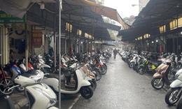 Chợ xe máy cũ chùa Hà đìu hiu đầu năm: Hàng trăm xe xếp kín, vắng bóng khách mua